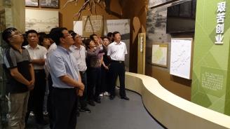 不忘初心、艱苦創(chuàng)業(yè)